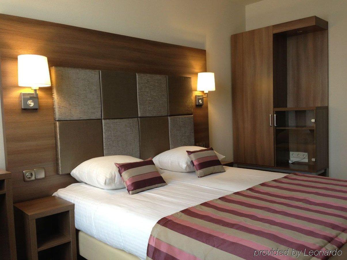 Ozo Hotels Cordial Амстердам Екстериор снимка