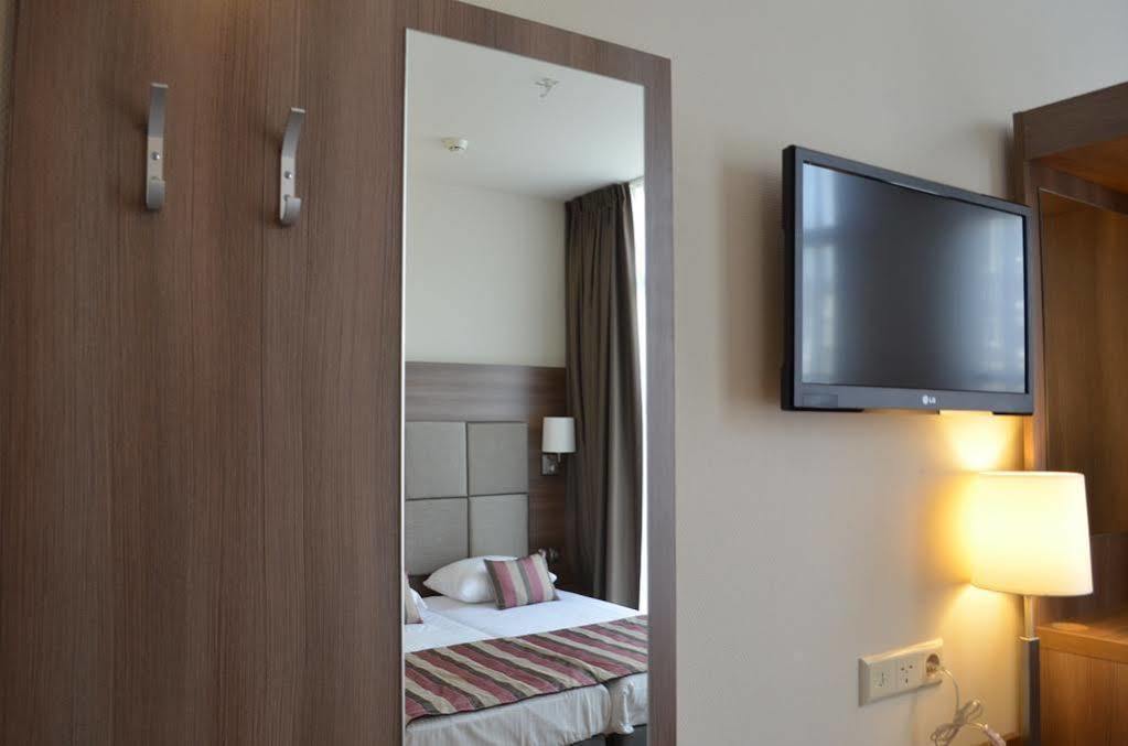 Ozo Hotels Cordial Амстердам Екстериор снимка